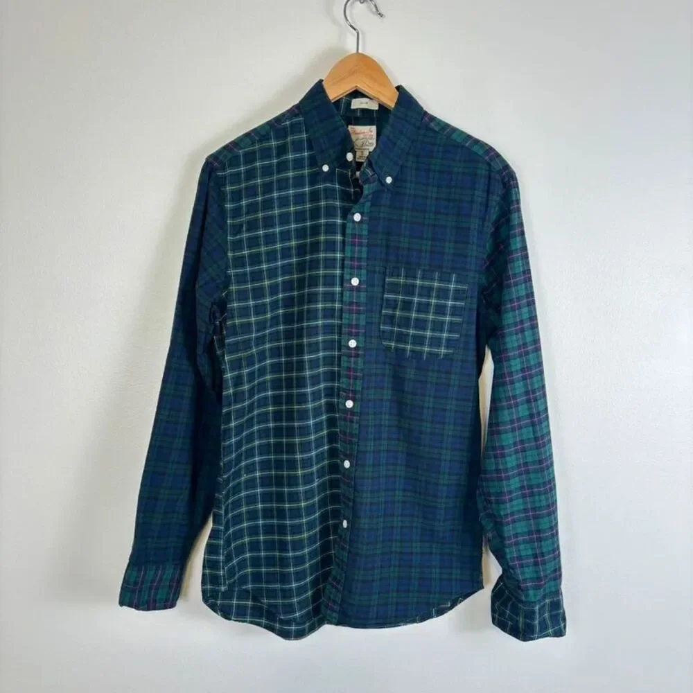 J Crew Broken-In Oxford Plaid Shirt Men’s Small Blue Green Button Down BD642